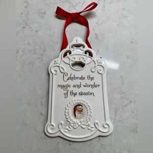 GRASSLANDS ROAD, “ MAGIC & WONDER OF CHRISTMAS”, SANTA PLAQUE. WHITE PORCELAIN.